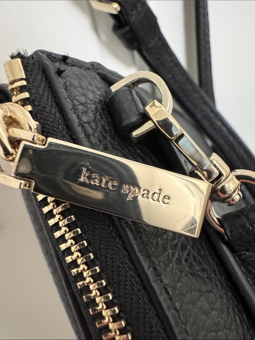 kate spade Crossbody Bag - Picture 3 of 10